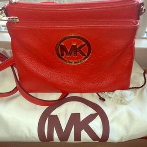 SOLD. But more purses to come