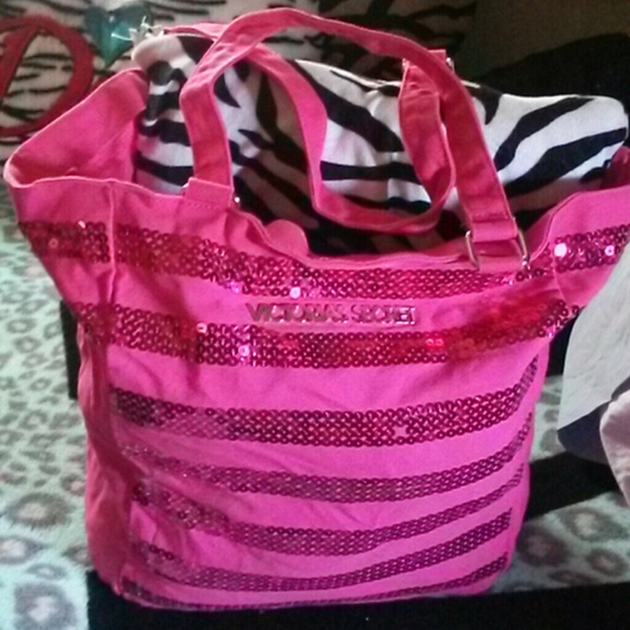 Victoria Secret Limited Edition Hot pink Bag!!!!