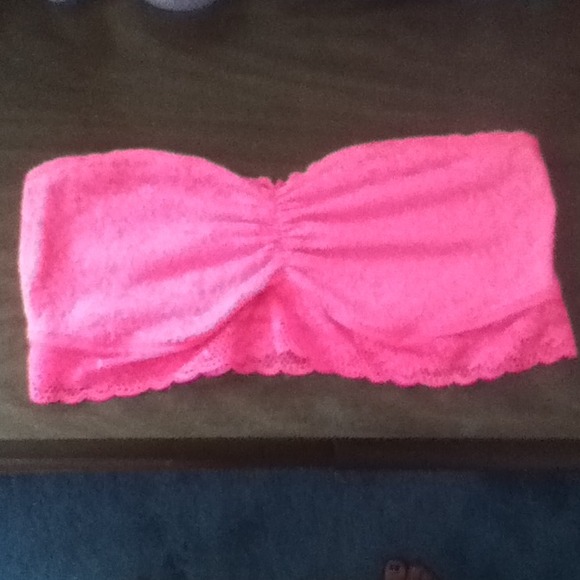 NWOT Lace Bandeau