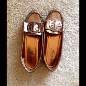 Copper chic loafers