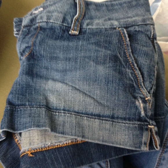 Short shorts