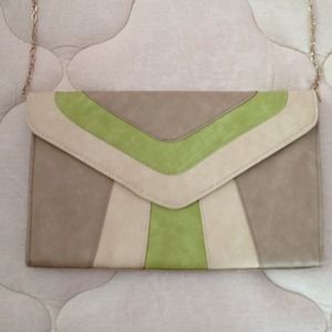 Gray, white, and green clutch 💚