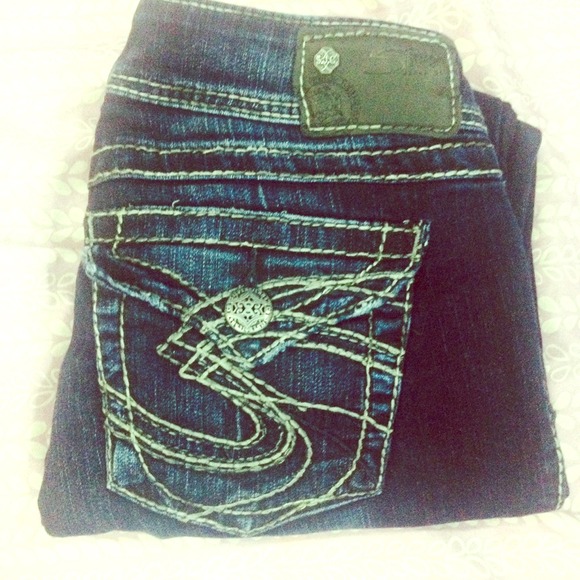 Silver Jean Co. Dark Bootcut Jeans
