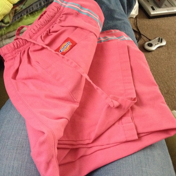 Scrub pants and top set