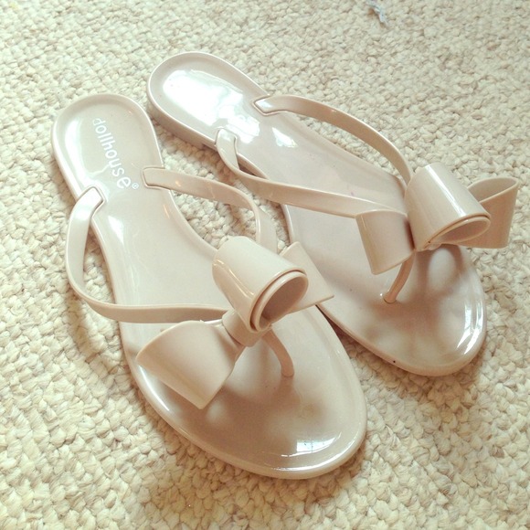 dollhouse jelly flip flops