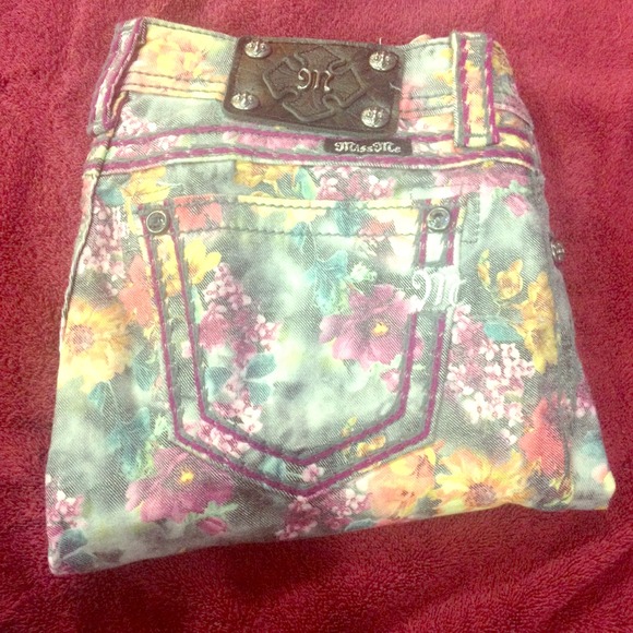 Floral Print Miss Me Jeans
