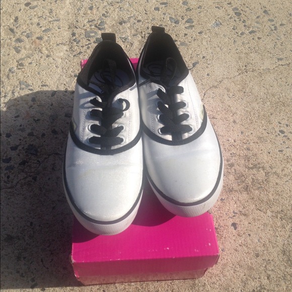 Pastry tennis shoes