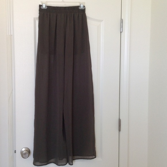 NWT pant -S - Picture 3 of 3