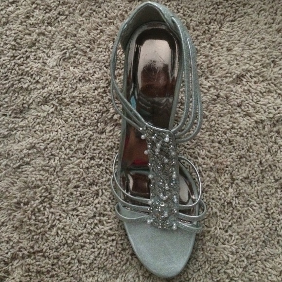 High Heels! - Picture 2 of 3