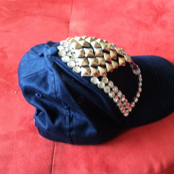 SnapBack - Picture 3 of 3