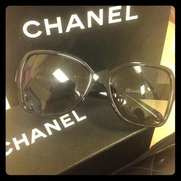 Authentic CHANEL black sunglasses
