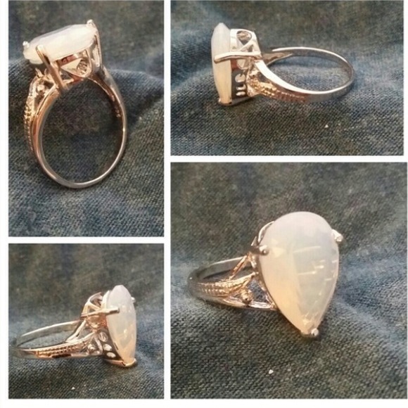 Opal ring