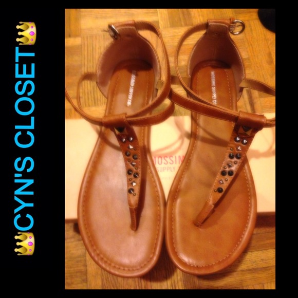 🎉NEW🎉 SANDALS - Picture 2 of 2