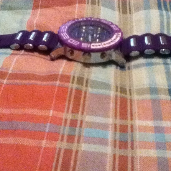 Watch - Picture 3 of 4