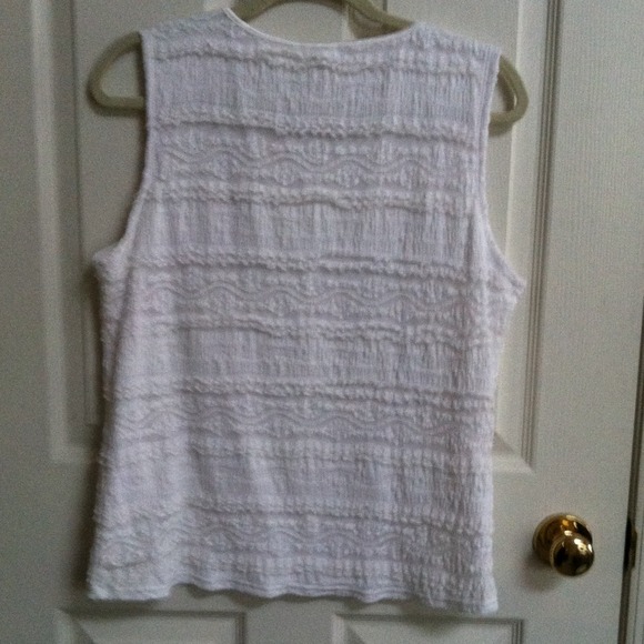 Top - Picture 4 of 4