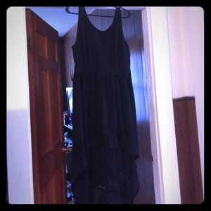 Newly marked down Black high low forever 21 dress!