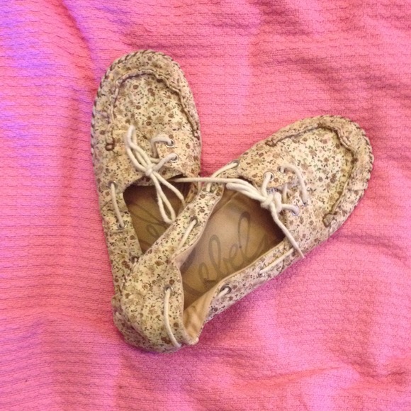 Floral flats