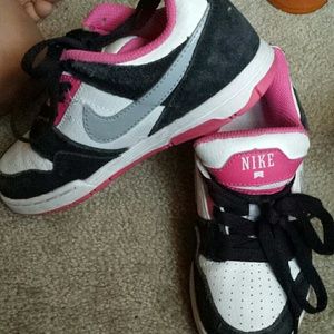 Nike kids shoes