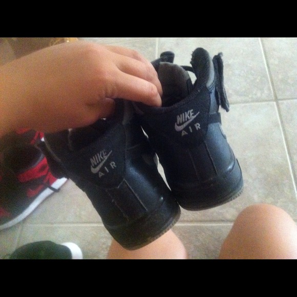 Black/Grey Nike Air 1s