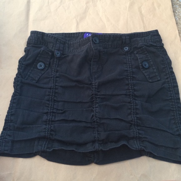 Miley Cyrus Max Azria skirt