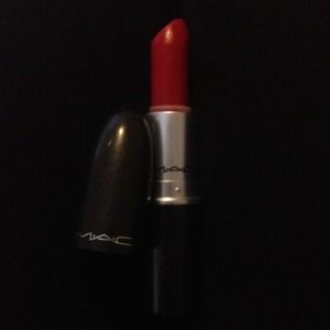Mac lipstick ❌bundle❌