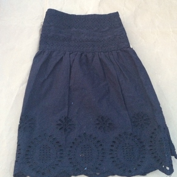 Red Camel peasant style mini skirt - Picture 2 of 3