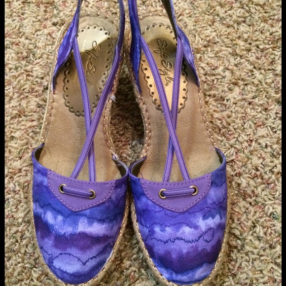 Soft style wedge