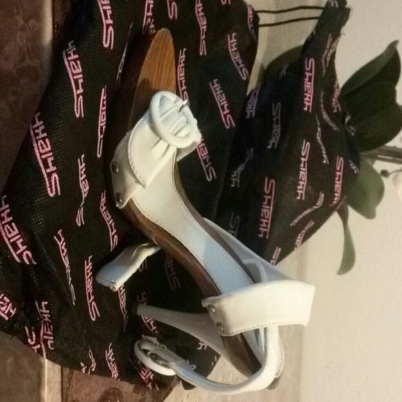 Sheikh - Picture 3 of 3