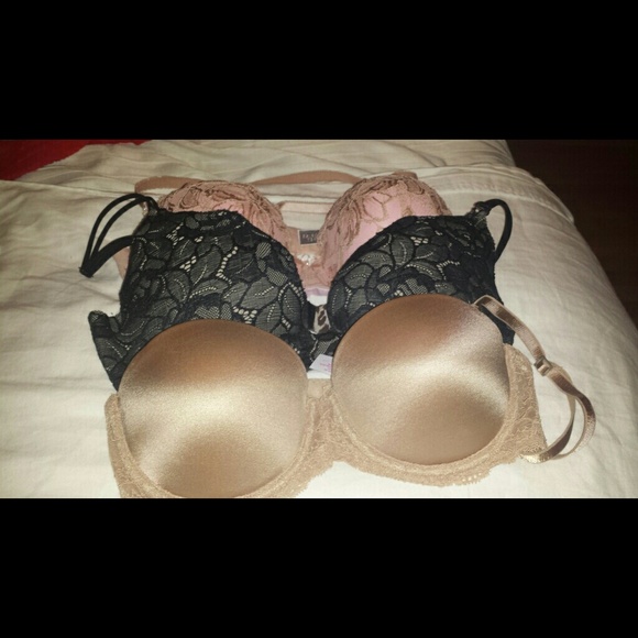 3 NWOT Victorias secret bras