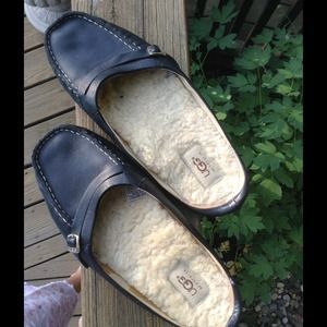 UGG Shoes size 9 sold in Bundle