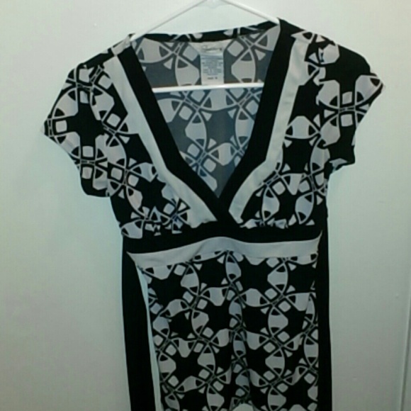 Black and White dressy top