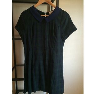 Grunge plaid 90s collared dress