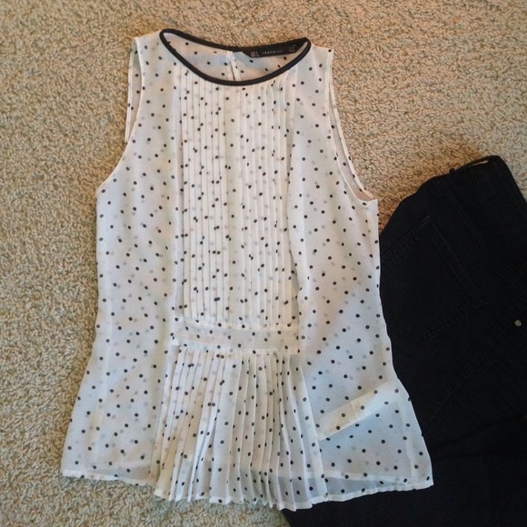 *RESERVED for @architorture*  Polka Dot Zara Top