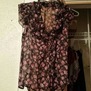 Floral sheer tank with ruffled sleeves and collar