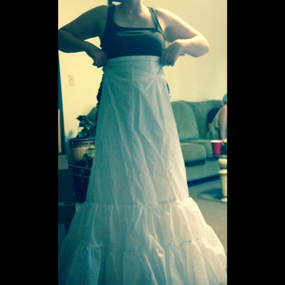 David's Bridal Mermaid Petty Coat size 8