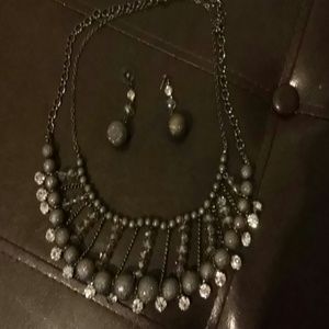 Necklace and earring set