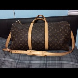 🎉SOLD 🎉Louis Vuitton keepall bandouliere 50