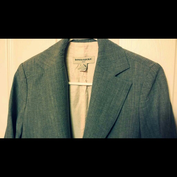 Banana Republic Gray Blazer/ Jacket HUGE SALE - Picture 2 of 4