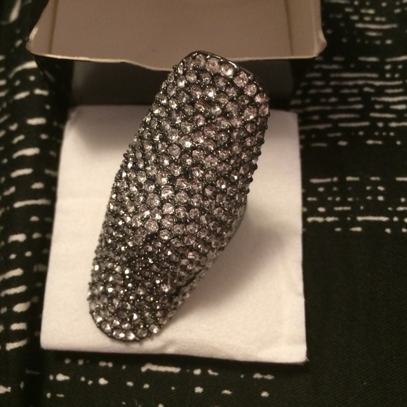 Glammed Up Ring - Picture 2 of 2