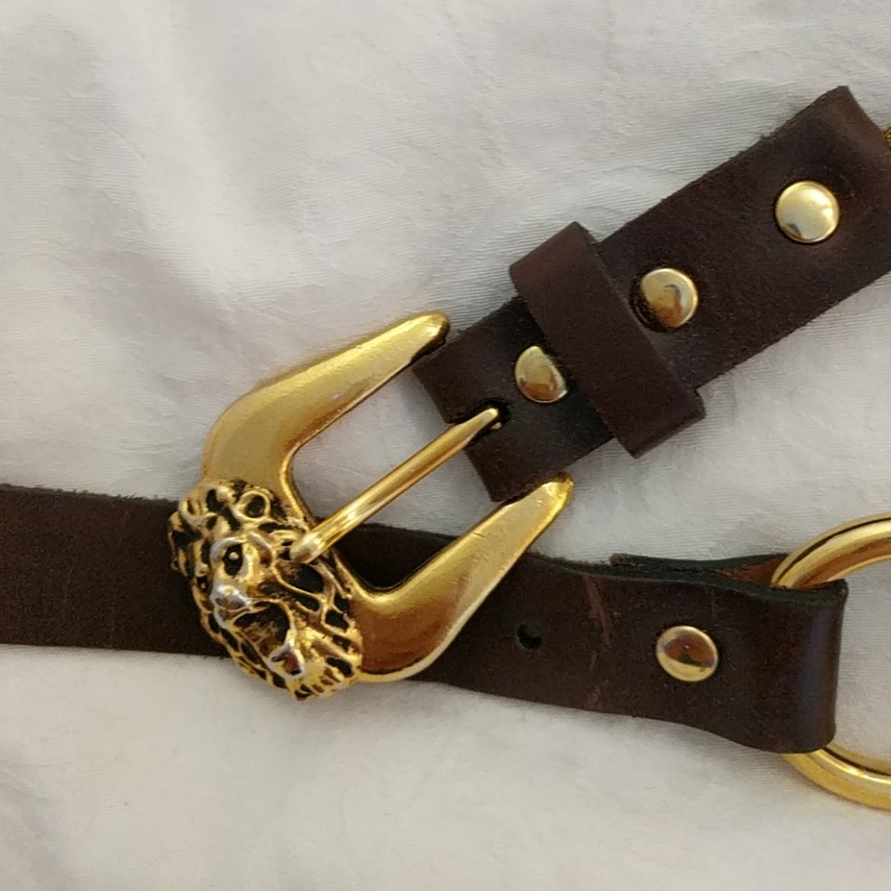 Lion head leather wrap bracelet - Picture 3 of 4