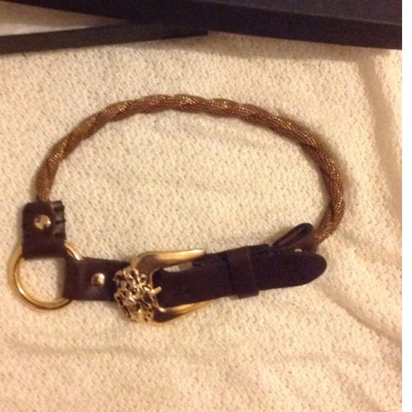 Lion head leather wrap bracelet - Picture 2 of 4