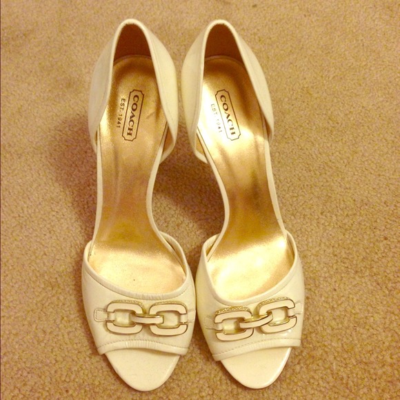 Coach peep-toe pumps! Great condition!