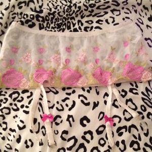 Sexy lace lingerie garter skirt