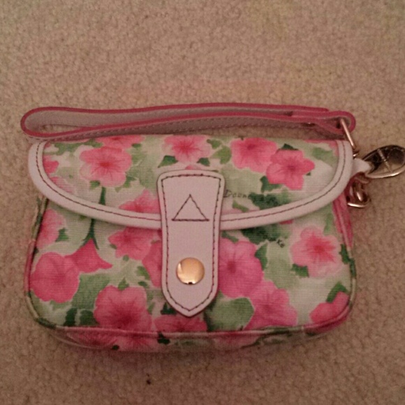 Dooney & Bourke Clutch - Picture 1 of 4
