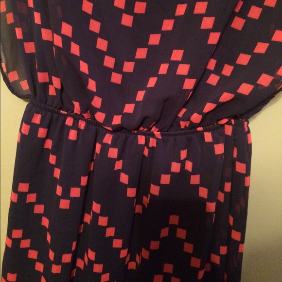 Geometric navy and red dress! 😍❤️ - Picture 2 of 4