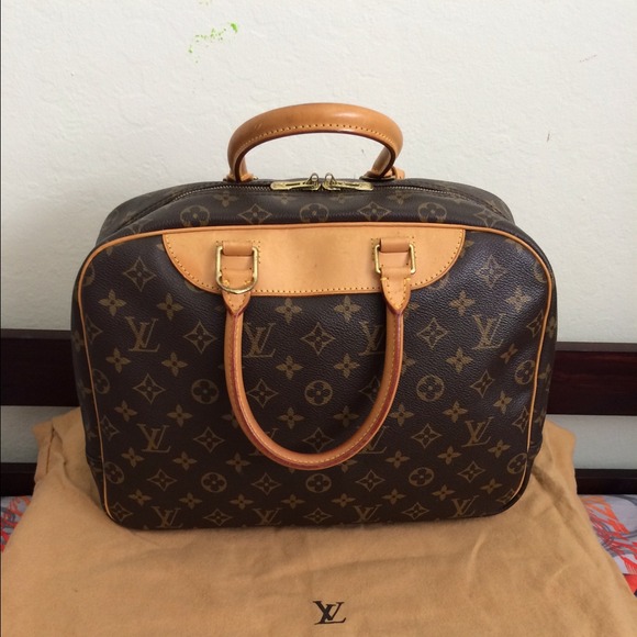SOLD👏Authentic Louis Vuitton deauville - Picture 2 of 4