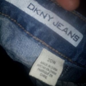 Never worn capris