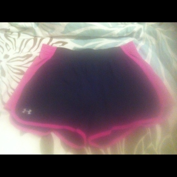 ❌SOLD❌ Under Armour Running Shorts