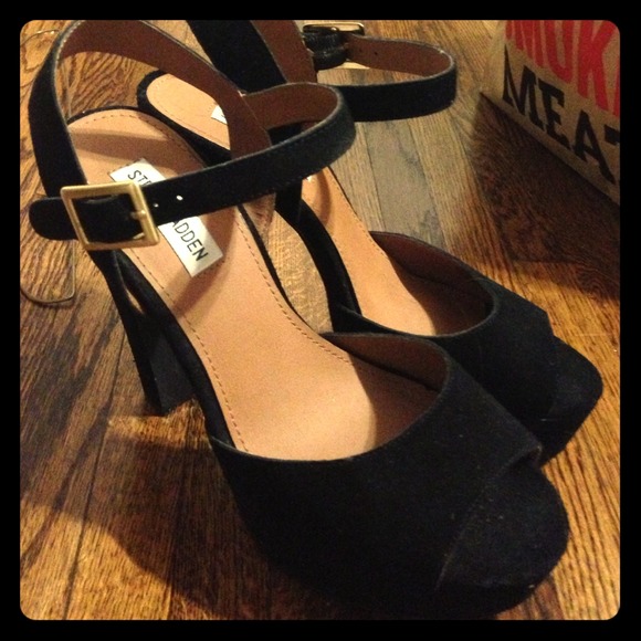 💢SOLD Today💢💢Steve Madden pumps
