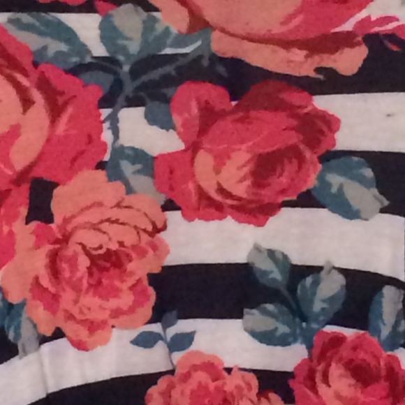 Graphic Racer Back Tank - Picture 3 of 3